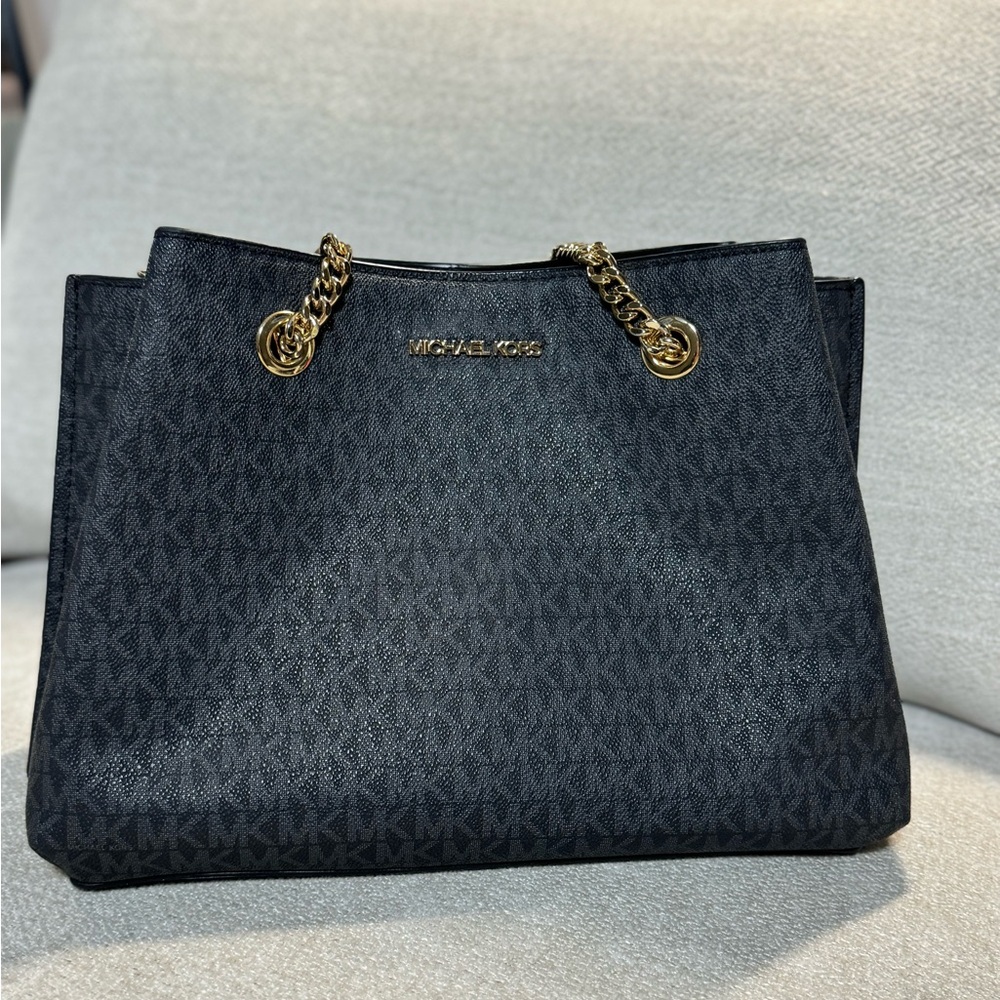 Michael Kors Black Shoulder Bag with Gold Chains